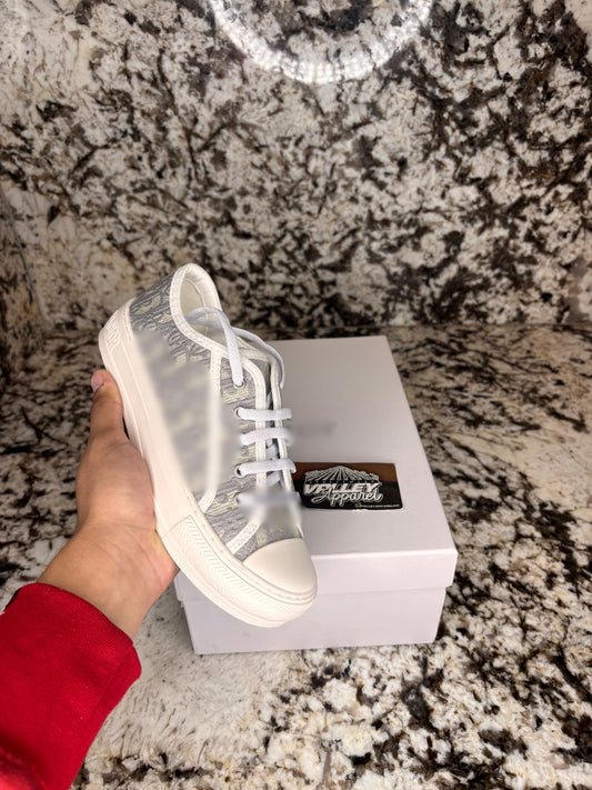 DR Womens