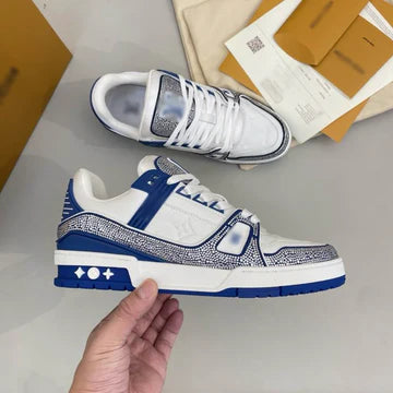 Lv 9